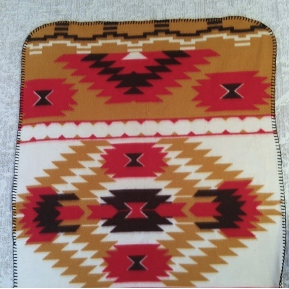 Southwest Blanket: St. Labre Indian School Aztec Fleece Throw Native American - Picture 8 of 10